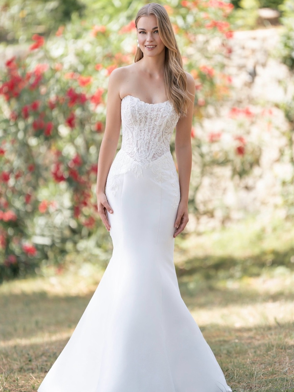 Wedding Dress - Allure Bridal Strapless Ivory altered size 2